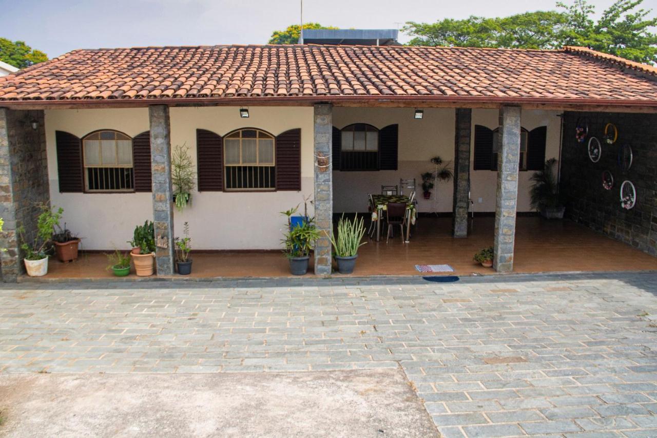 Casa Espacosa E Confortavel Na Regiao Da Pampulha بيلو هورزونتي المظهر الخارجي الصورة